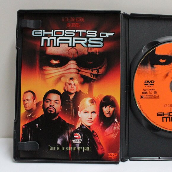 Ghosts of Mars Special Edition DVD - Rated R (Restricted) - Picture 6 of 8